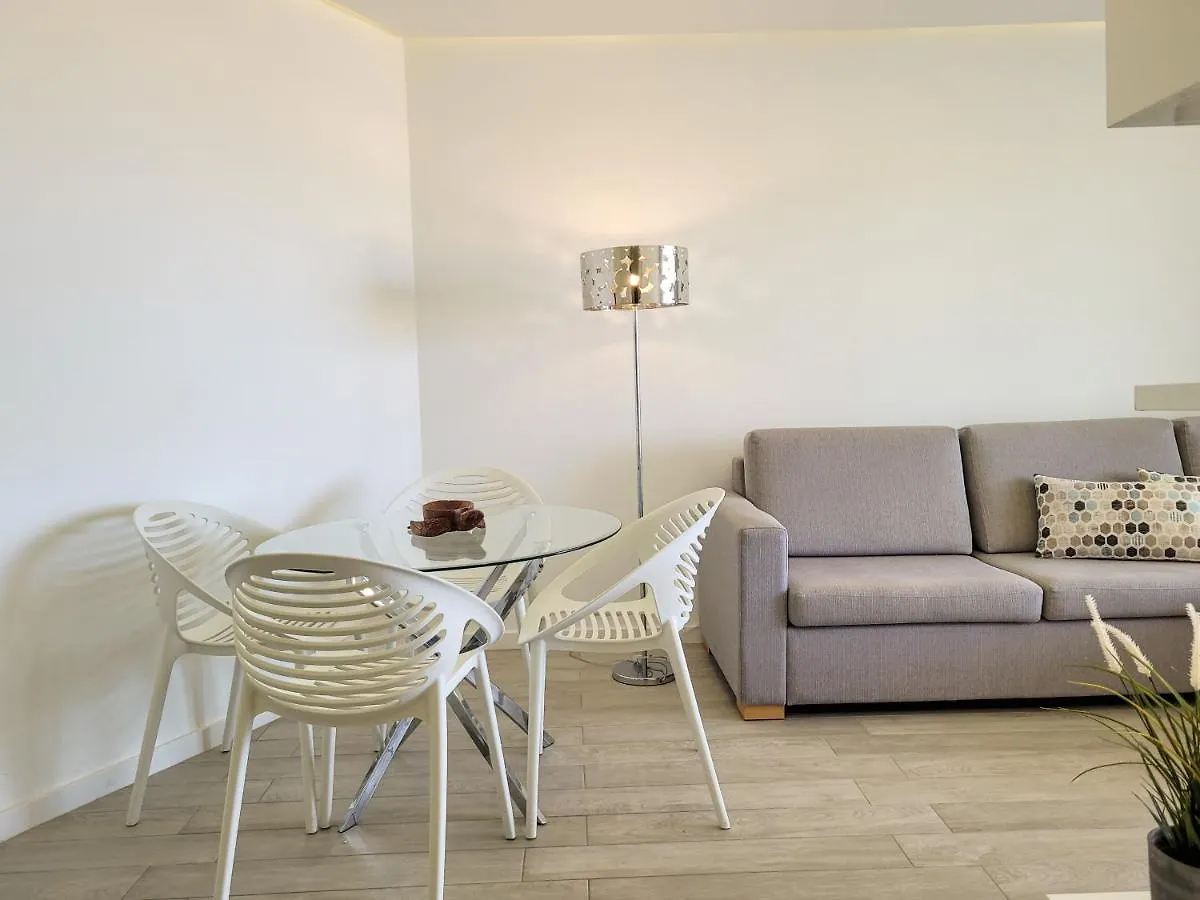 Ocean Garden Suite 004 Con Vistas Al Mar Адехе Апартаменты